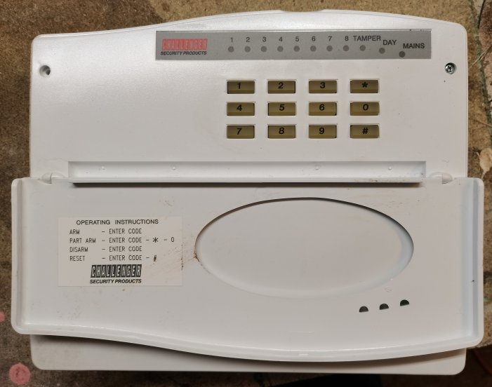 AlarmPanel01.jpg